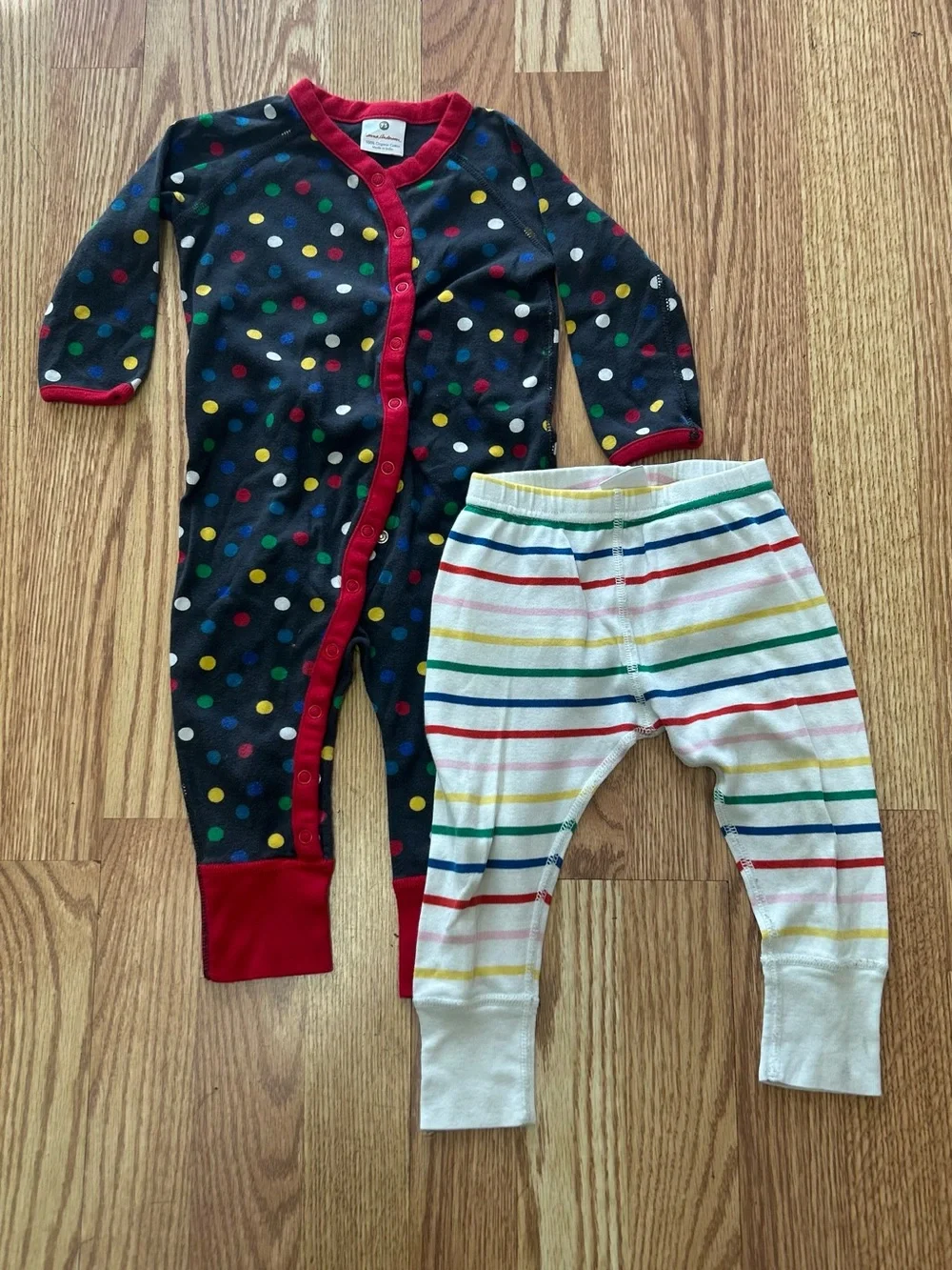 Hanna Andersson Navy Polka Dot Snap Romper & White Rainbow Stripe Pants 12/18 mo